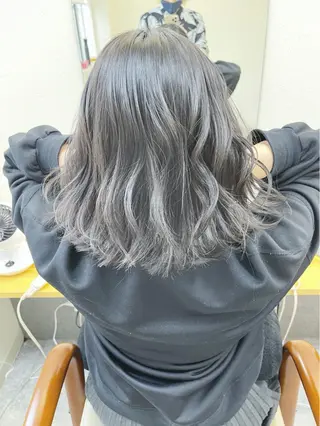 ミディアム H所属・H (エイチ) 烏丸御池店のヘアスタイル