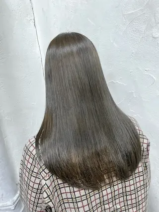 セミロング 小顔ショート🦋 八巻ちさとのヘアスタイル