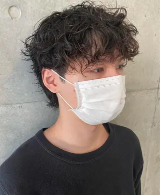 メンズ Yahiko ハイトーンのヘアスタイル