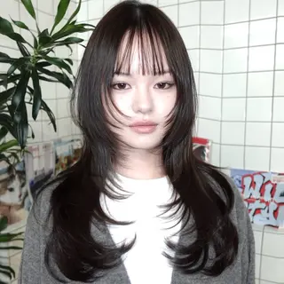 ロング カラー レイヤーカット ダブルカラーのヘアスタイル