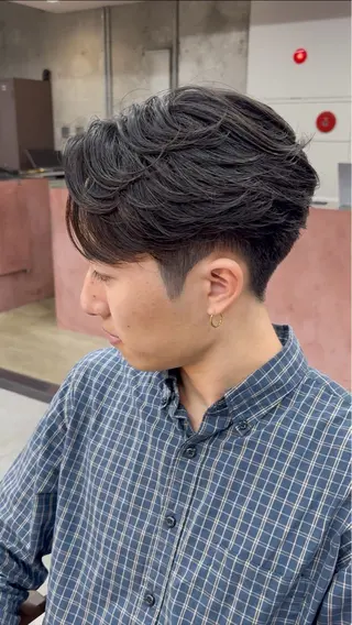 ショート メンズ フェザーパーマ/ 山口大輝のヘアスタイル