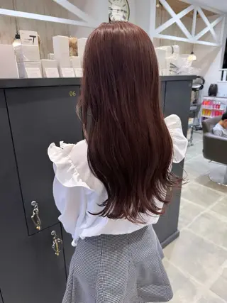 ロング カラー 細沼 葵のヘアスタイル