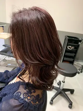 セミロング IT by ALBUM八王子店のヘアスタイル