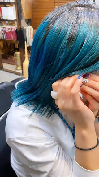 ミディアム カラー マツダテホノカ🌼 ボブ・ハイトーン🌼のヘアスタイル