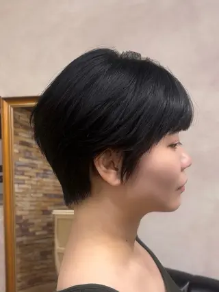 ショート 小顔ショート🦋 八巻ちさとのヘアスタイル
