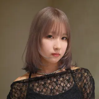 カラー sakura🌸/ ブリーチ/ハイトーンのヘアスタイル