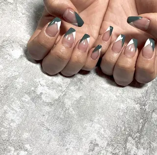 ネイル _white 上本町店のネイルデザイン