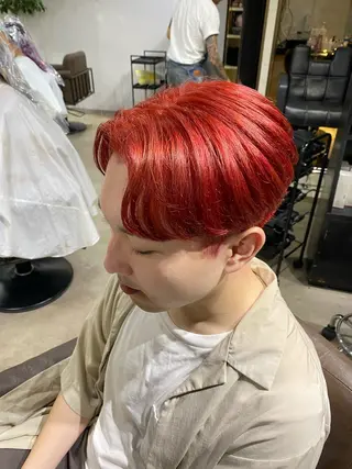 ショート 山影✨バレイヤージュ ハイライト✨メンズ◎のヘアスタイル