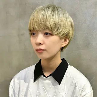 ショート カラー écouter所属・ショート/ウルフ ハイトーン/カイセイのヘアスタイル