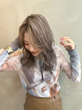 セミロング カラー くすみカラー♡ Yuukaのヘアスタイル