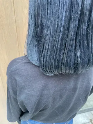 ミディアム カラー ハイライトが 得意なニキです😊のヘアスタイル