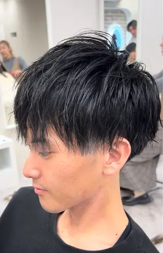 ショート ボブ、レイヤー、 ハイトーン、古淵のヘアスタイル