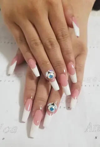 ネイル Angelica ネイリストのネイルデザイン