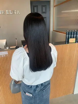 ロング AUBE 浅野のヘアスタイル