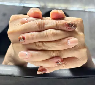 ネイル T + B ❇︎ ayuのネイルデザイン