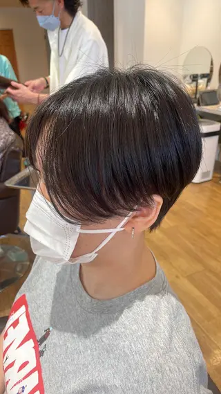 ショート 片倉 由湖のヘアスタイル