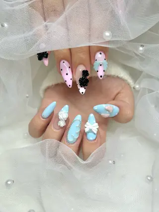 ネイル 【Laule‘a 】のネイルデザイン