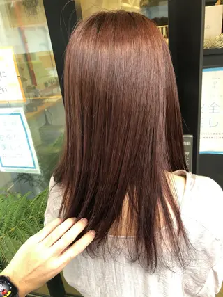 ロング カラー 細沼 葵のヘアスタイル