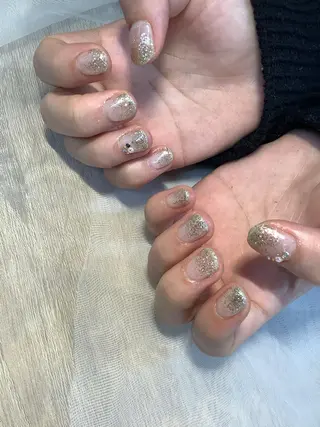 ネイル 横尾 麻里のネイルデザイン