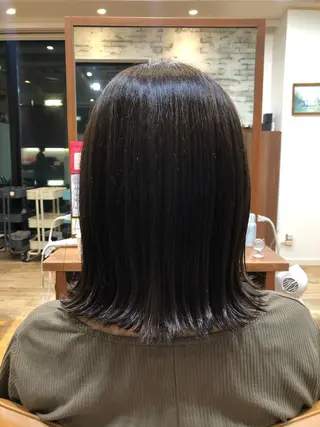 ミディアム 山本　恵 (やまもと  けい)のヘアスタイル