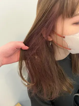 カラー ボブ／ミニボブ／ akaneのヘアスタイル