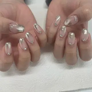 ネイル Ada立川店🫧宮田 美桜のネイルデザイン