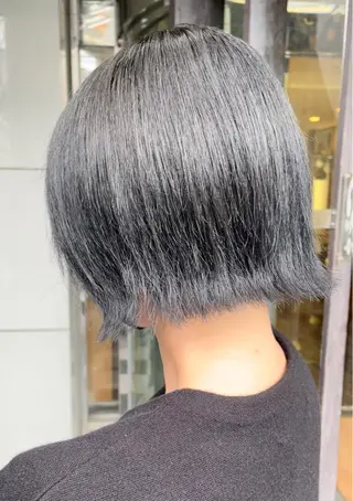 ショート カラー 古指 匠巳のヘアスタイル