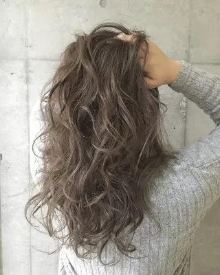 セミロング カラー ヘアアレンジ ブリーチ&似合せボブ 田中寛十のヘアスタイル