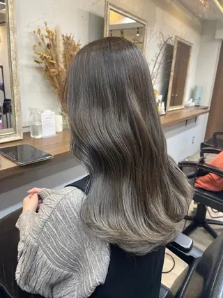 ロング カラー PUUR所属・🍒鈴木 エミリ🍒のヘアスタイル