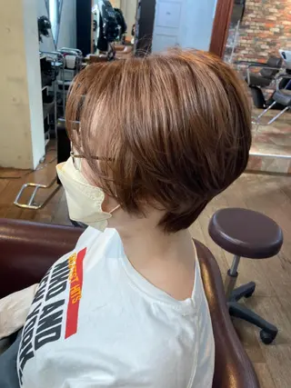 ショート カラー corona hairdesign KAZUE MAEDA所属・マエダ カズエ🫶 coronahairのヘアスタイル