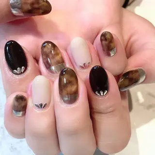 ネイル AinaShareSalon所属・Yui*Aina ShareSalonのネイルデザイン