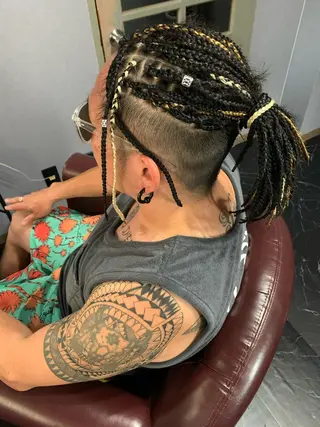 ミディアム ヘアアレンジ メンズ SPINEL Sawaのヘアスタイル