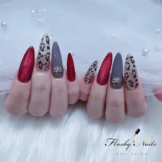 ネイル Flashy Nailsのネイルデザイン