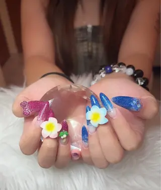 ネイル poponail所属・山下 紗利奈のネイルデザイン
