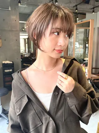 ショート カラー FERIA池田 田岡啓佑のヘアスタイル
