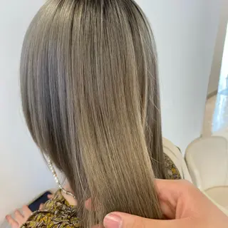 ロング 個性派/ブリーチ *ほのかのヘアスタイル