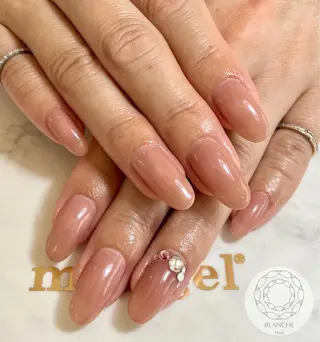 ネイル BLANCHE Nailのネイルデザイン