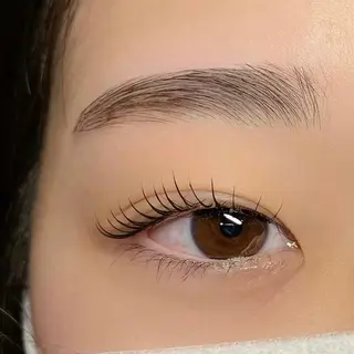 マツエク・マツパ アイブロウ MOUTONEYE まつ毛・眉毛専門店のマツエク・マツパデザイン