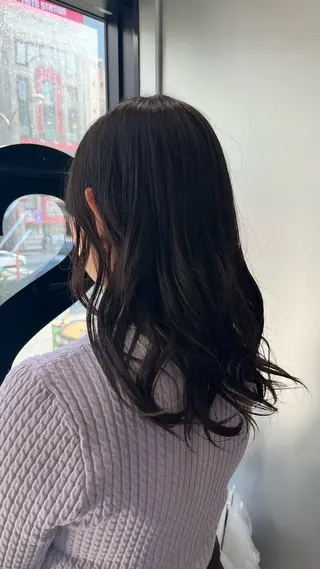 セミロング カラー 新宿/アシスタント AiNAのヘアスタイル