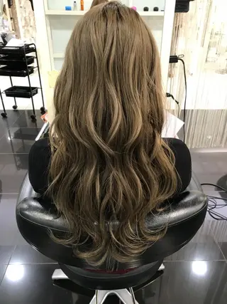 ロング E N T E R所属・🌕髪質改善/透明感 @ENTER大名のヘアスタイル