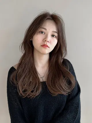 ロング レイヤー/顔周り カット/松岡 祥利のヘアスタイル