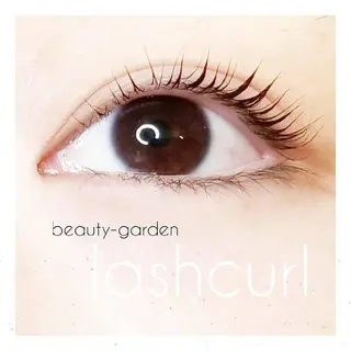 マツエク・マツパ U_la所属・U_la [ウーラ] 片岡の眉毛・アイブロウイメージ