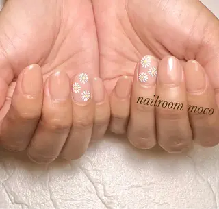 ネイル nailroom mocoのネイルデザイン