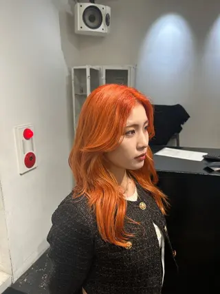 カラー ケアブリーチ/原宿/ MOENOのヘアスタイル