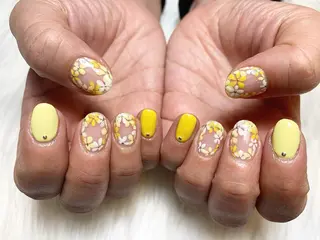 ネイル 渡邊 亜貴のネイルデザイン