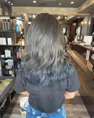 セミロング KIRA スズキ タクヤ/店長のヘアスタイル