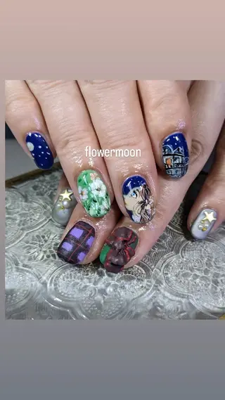 ネイル フラワー ムーンのネイルデザイン