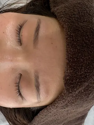 アイブロウ hair bonita所属・川端 神流のヘアスタイル