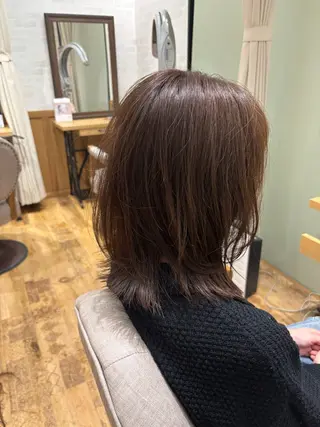 ミディアム カラー bambi所属・杉山 晃太のヘアスタイル