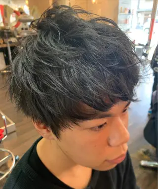 ショート パーマ ヘアアレンジ メンズ 西尾 太郎のヘアスタイル